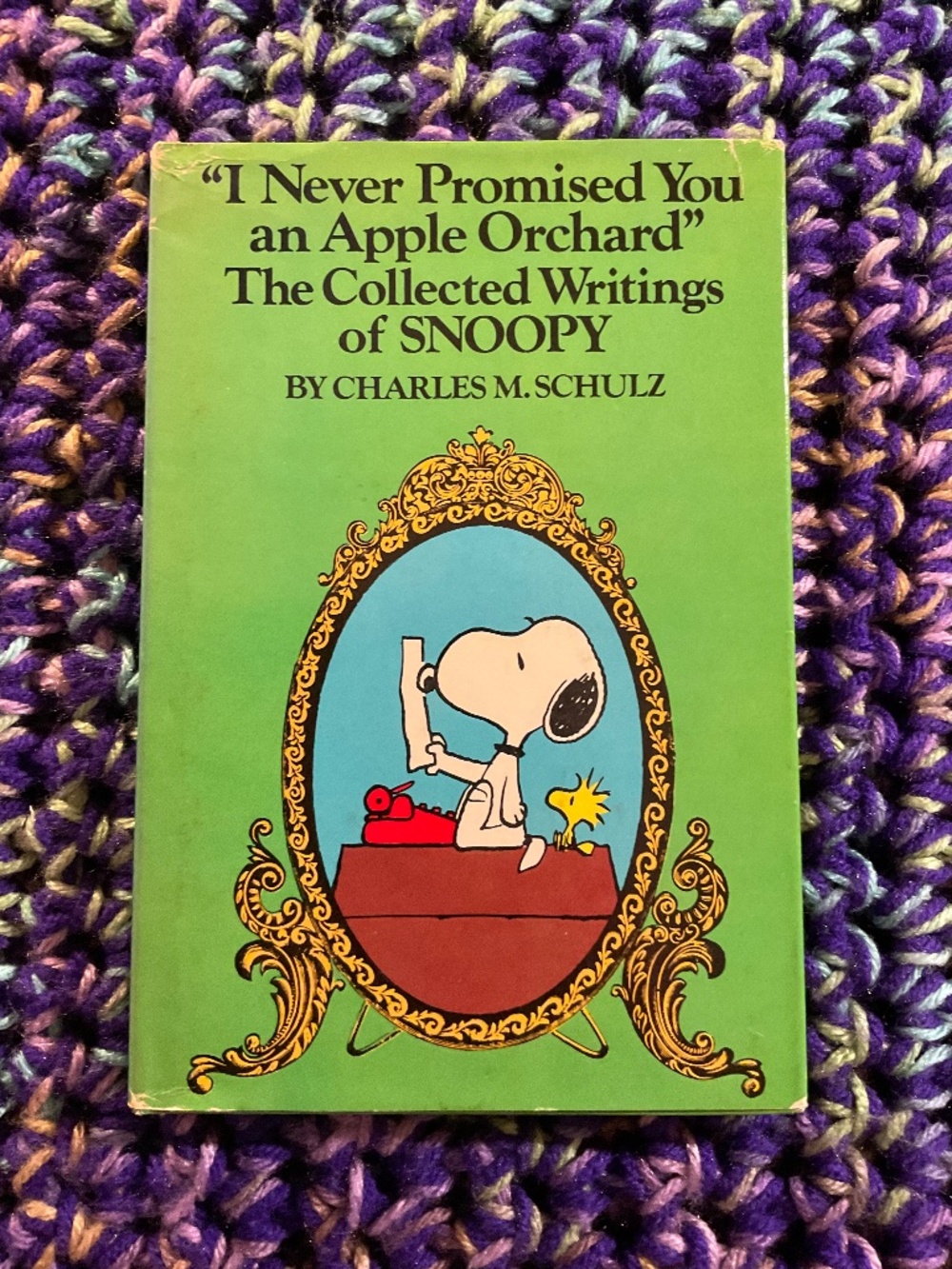 3 VTG- 1997 peanuts” I never promised you an apple Orchard.” Snoopy hardcover